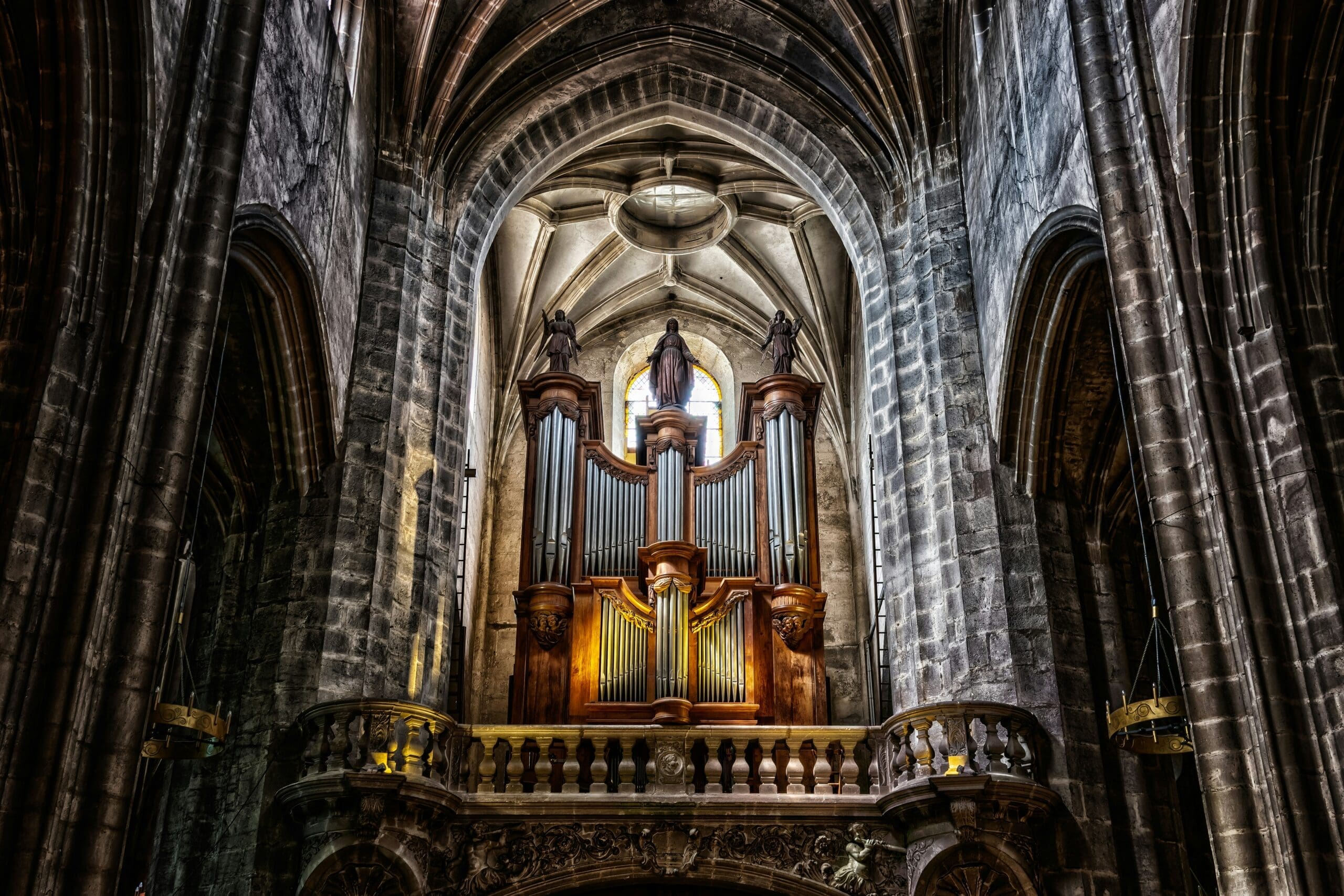 The impressive Pórtico da Glória in the Cathedral