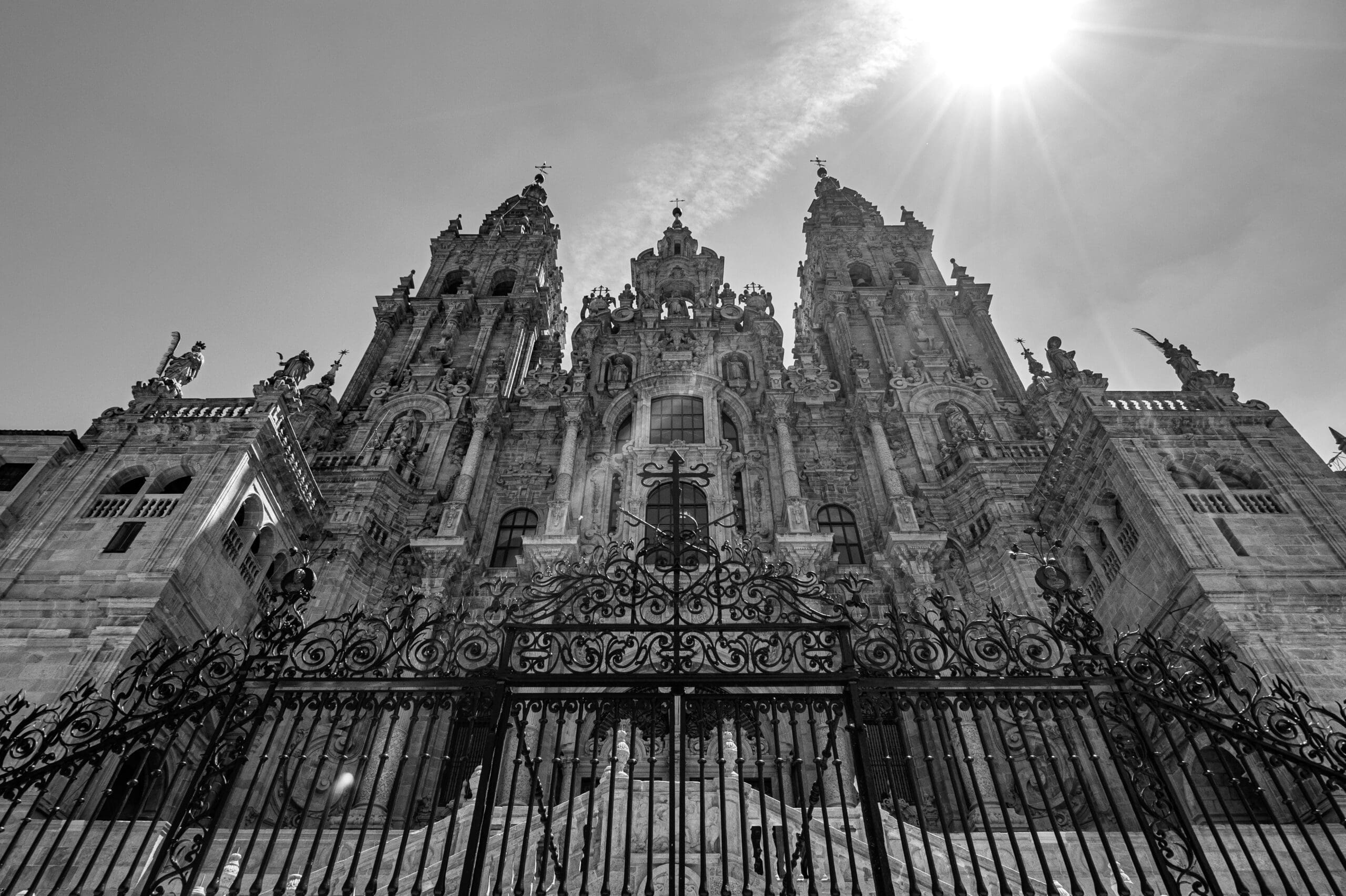 Romanische, gotische und barocke Elemente der Kathedrale von Santiago de Compostela
