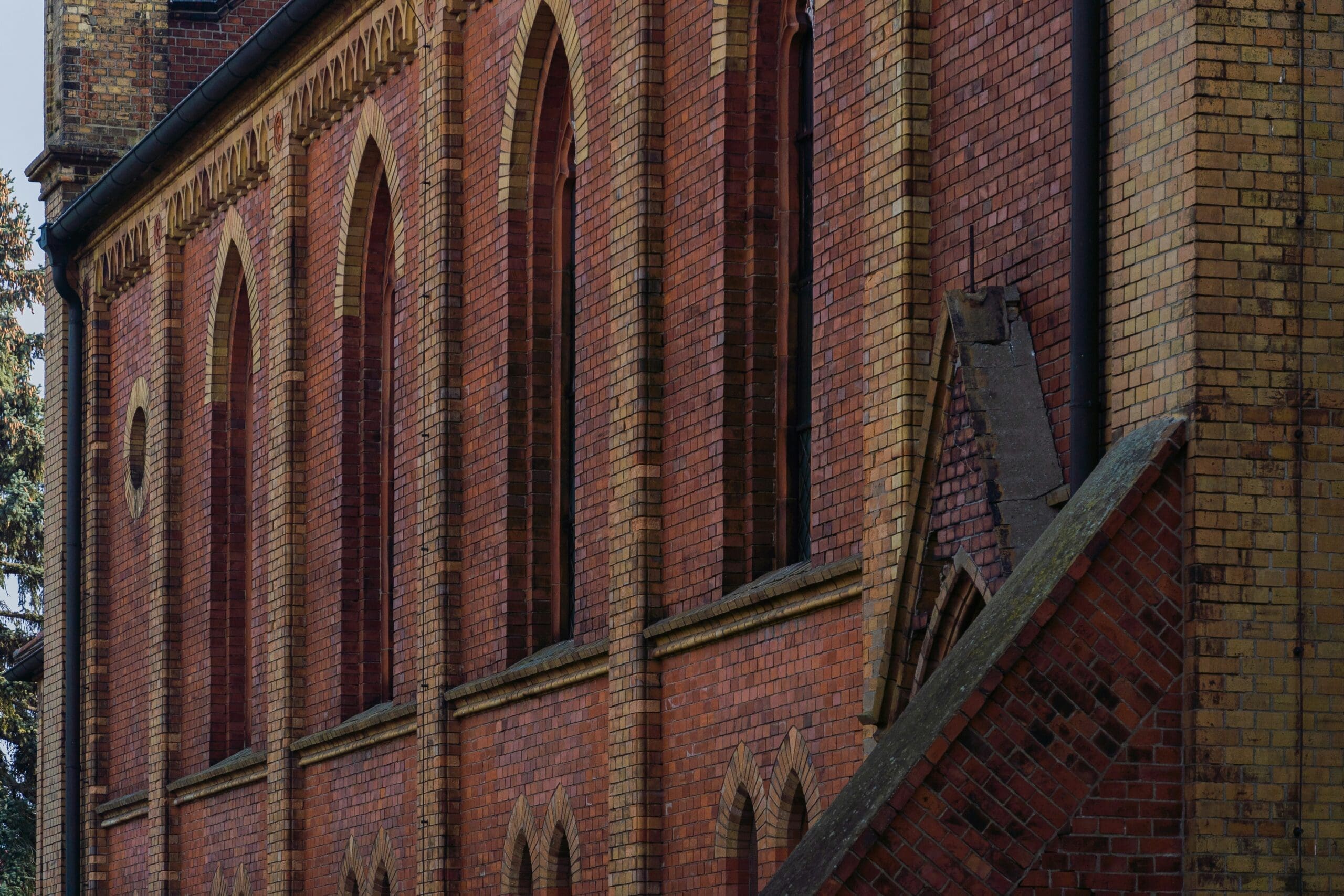 Beispiel für plateresken Baustil an der Fassade der Herberge