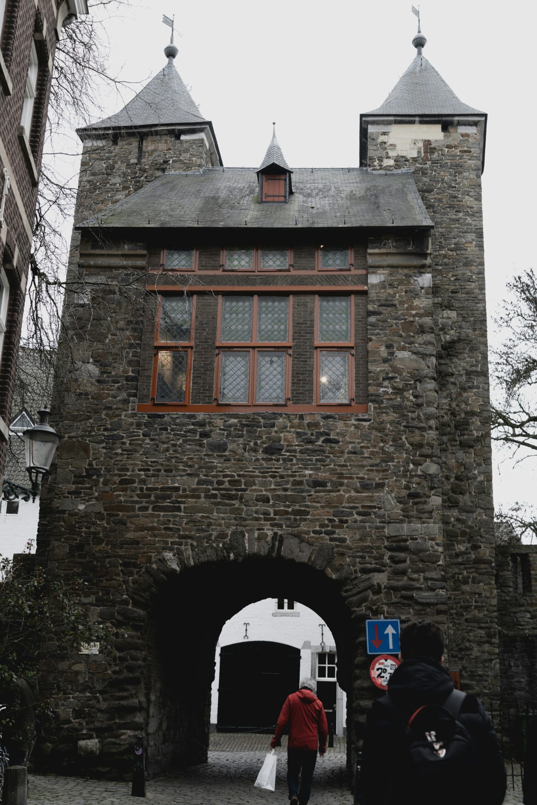 Entrance to the Royal Palace with waiting visitors