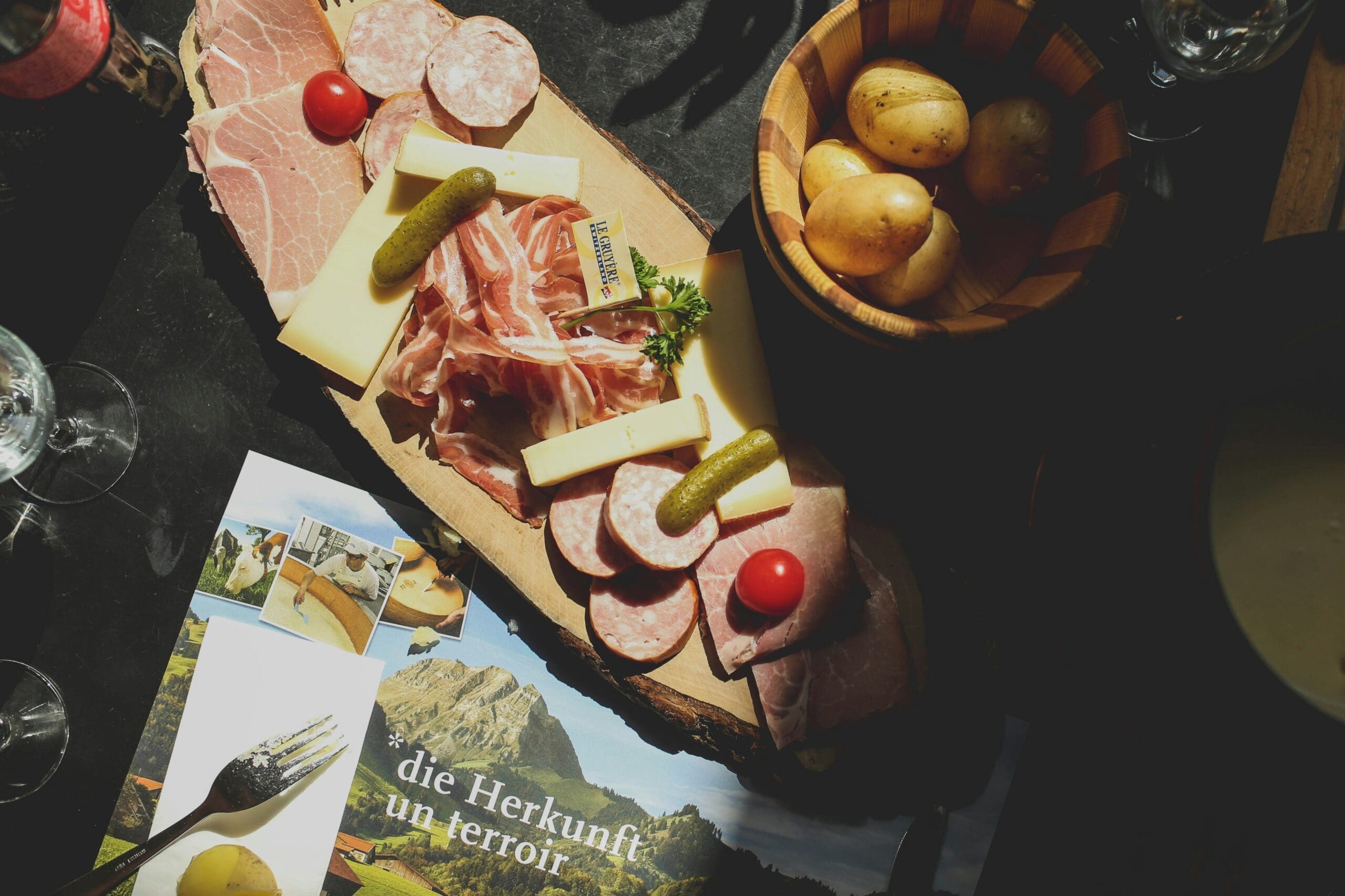 A selection of Franconian specialties on a rustic table