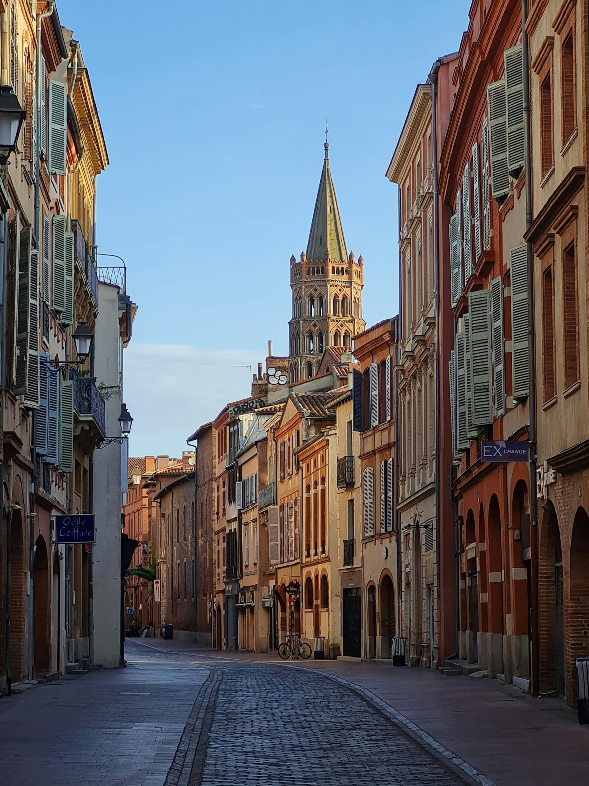 Exterior view of the Basilica of Saint-Sernin at sunset