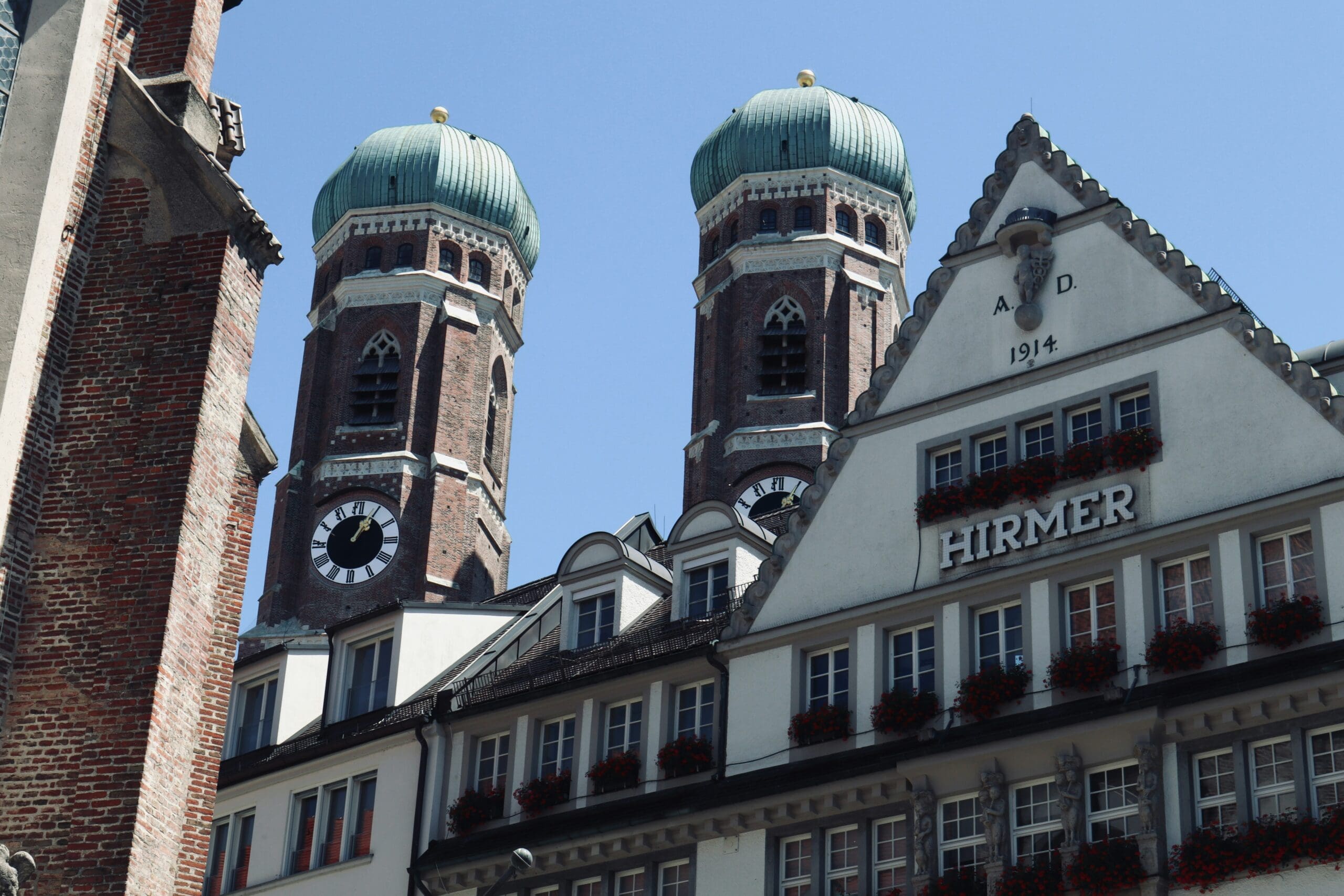 View of the Frauenkirche from a café