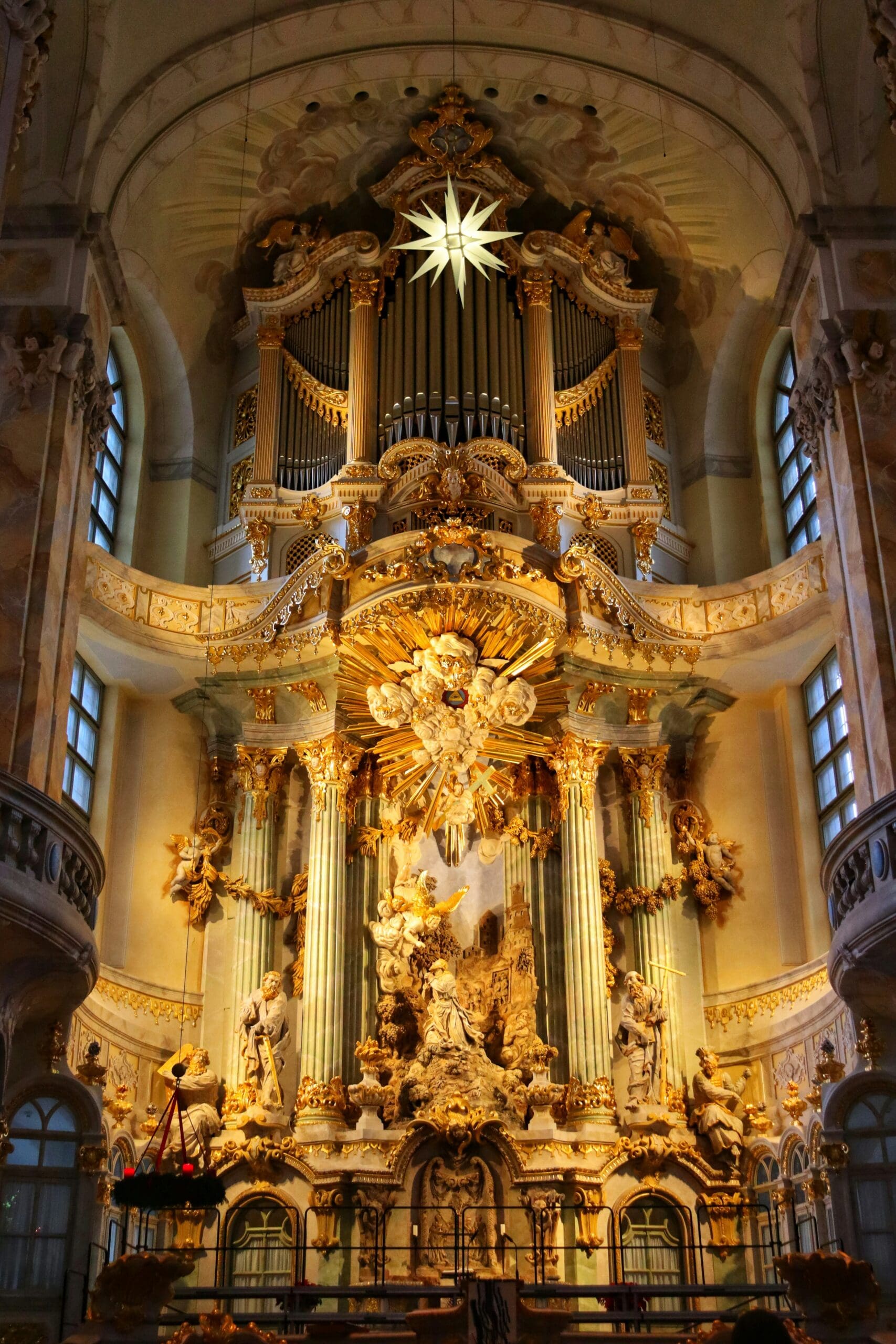 Interior view of the Frauenkirche during a concert