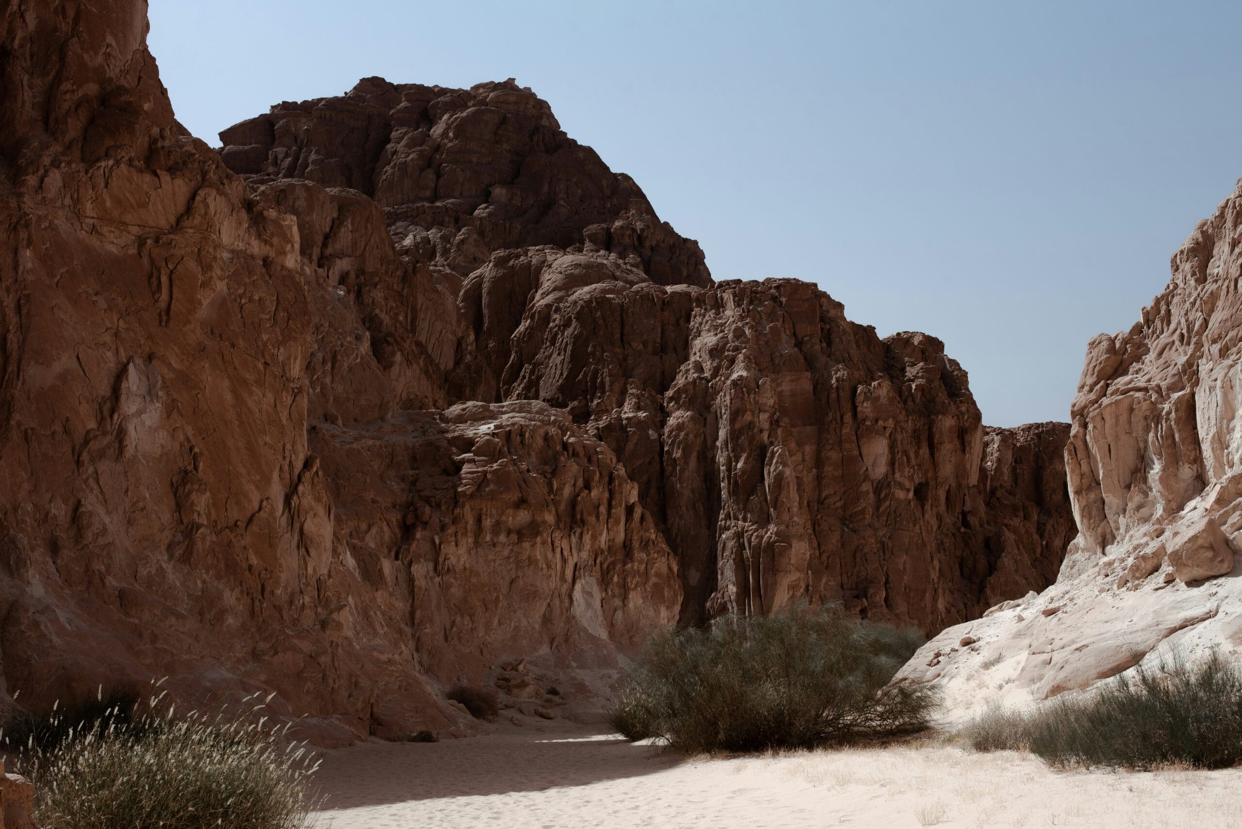 Underwater routes in the Canyon of Dahab