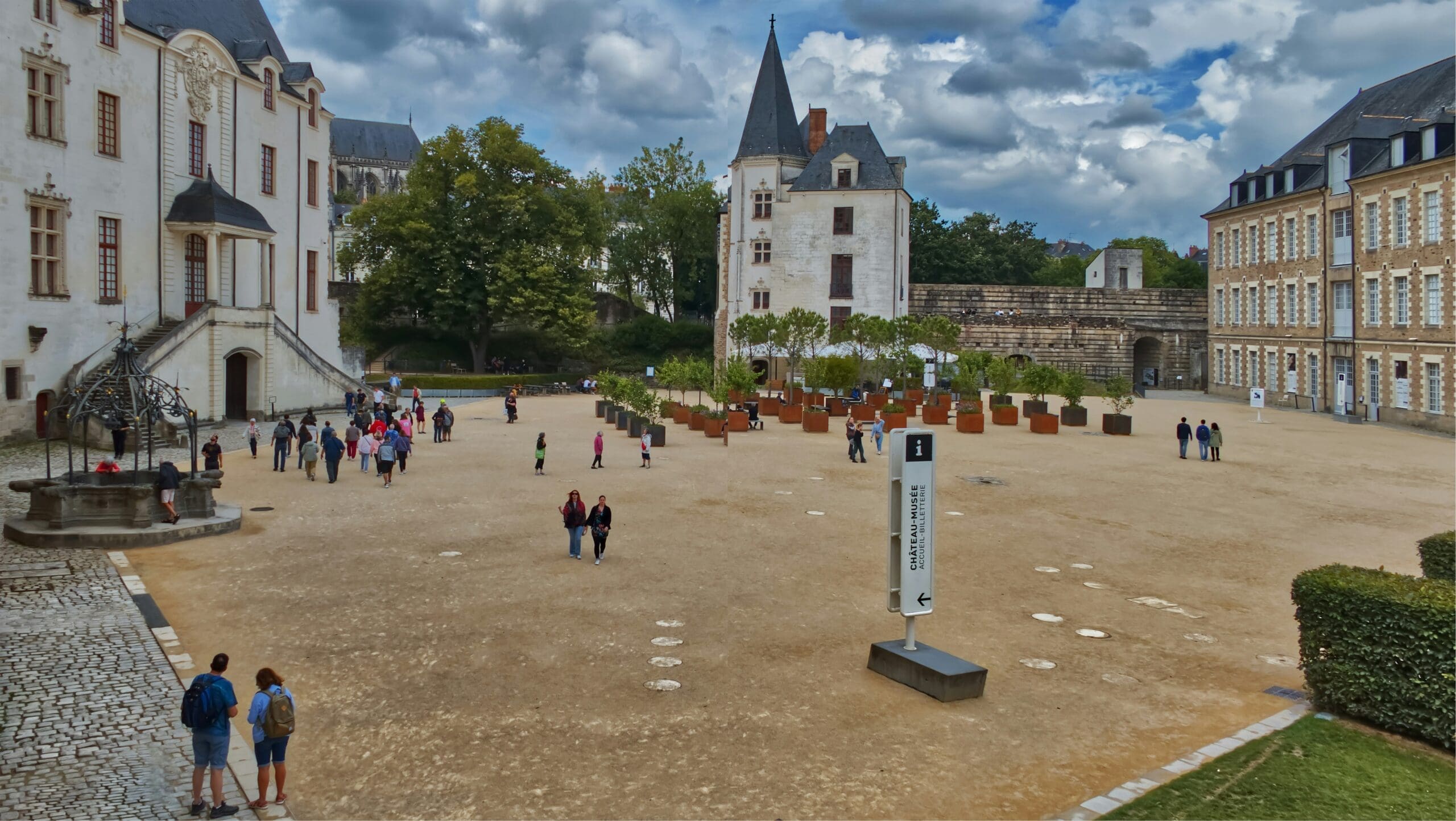 Children playing in the courtyard of the Château des Ducs de Bretagne in Nantes