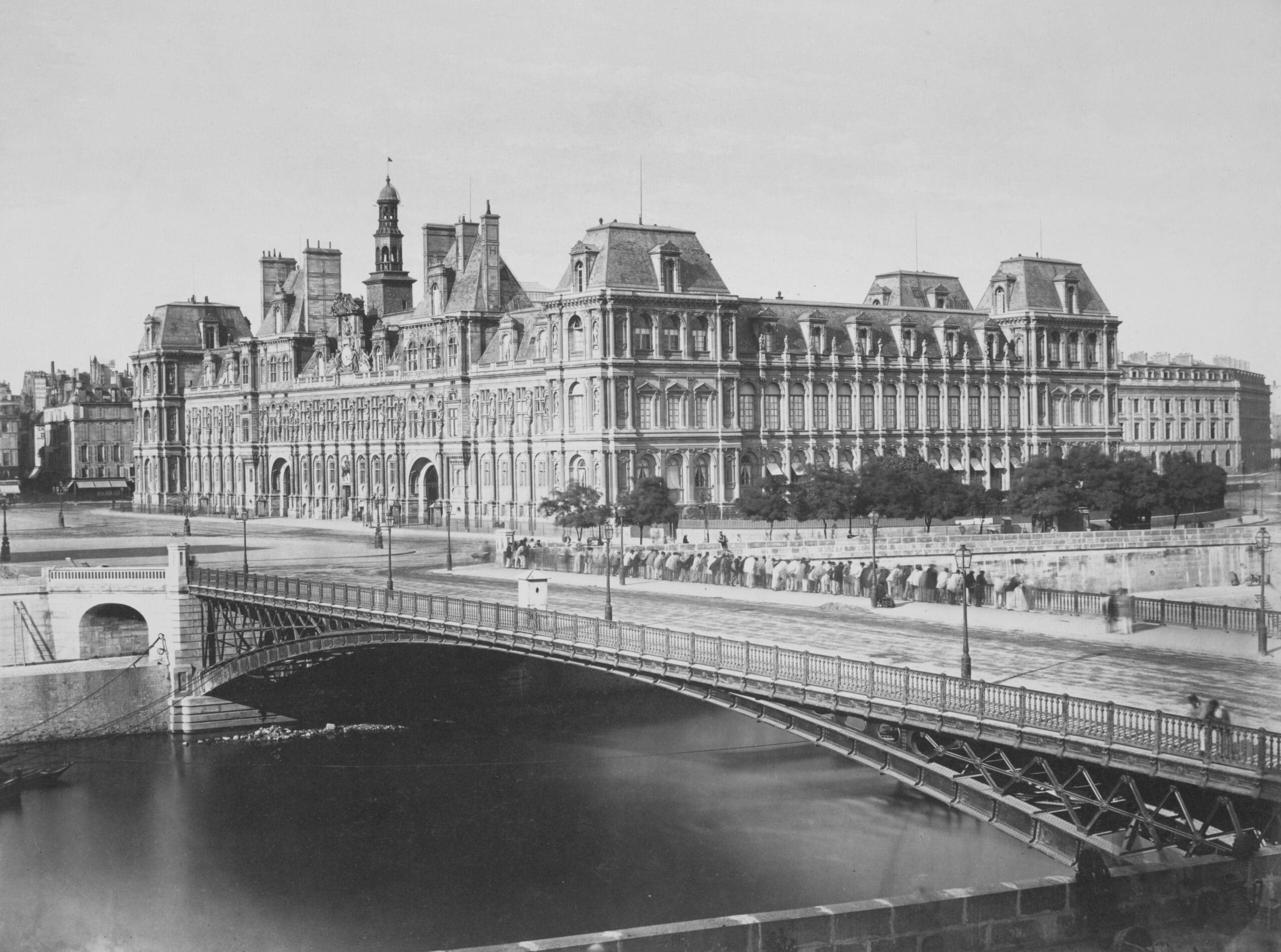 Historical photo of the Palais de l'île