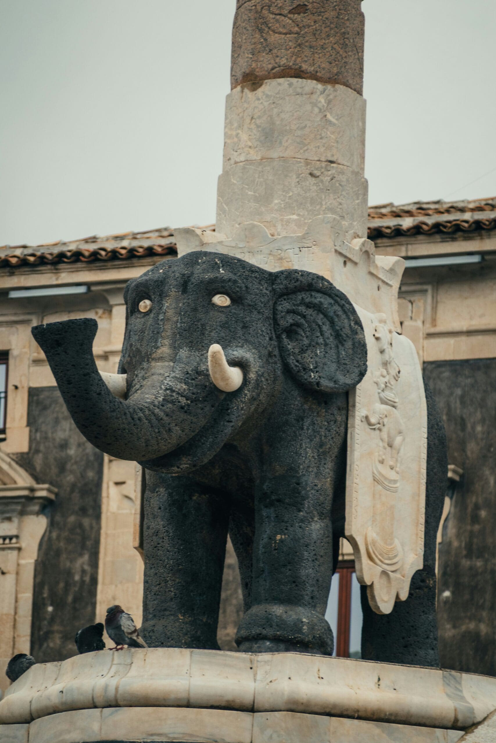 Piazza del Duomo mit dem Elefantenbrunnen in Catania
